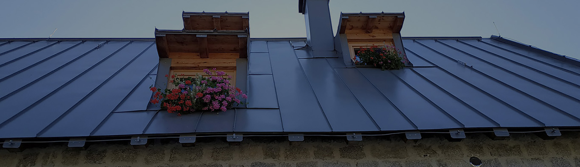 Roof de-icing for metal roofs banner