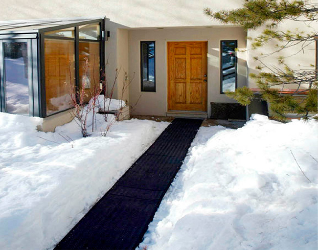 Small Heated Snow and Ice Melting Entrance Mat 24 x 36 - HeatTrak