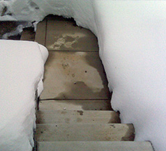 Heated concrete steps